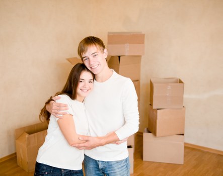 Customer service team providing moving quotes