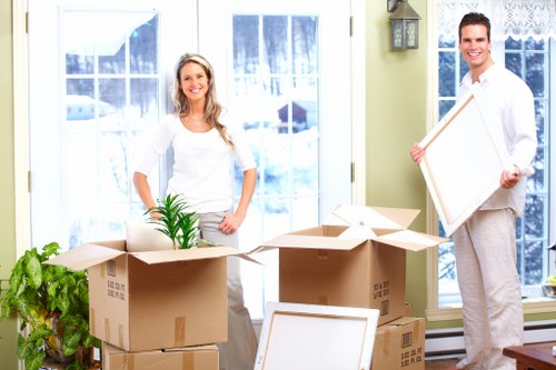Customized packing solutions for delicate items